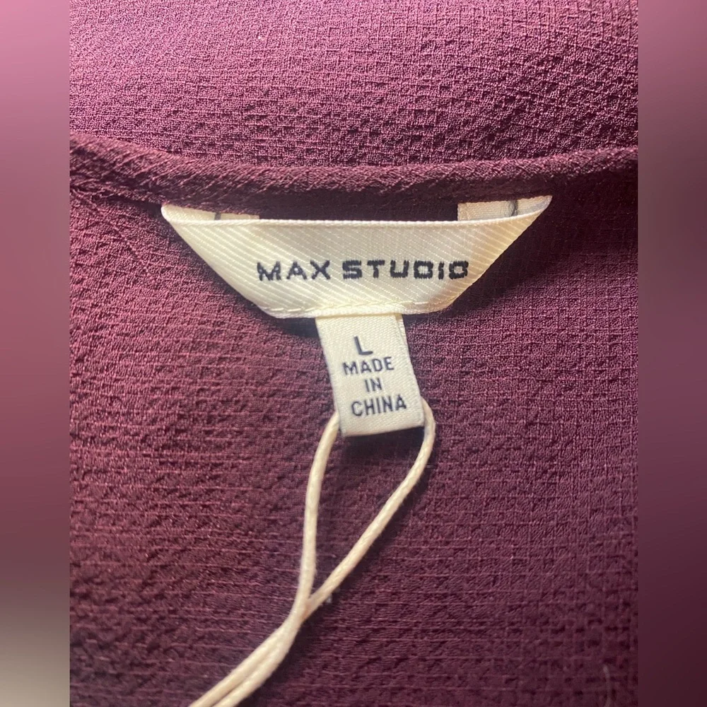 NWT‎ Max Studio Women’s Crepe Blouse with Bell Sleeves and Flutter Hem
